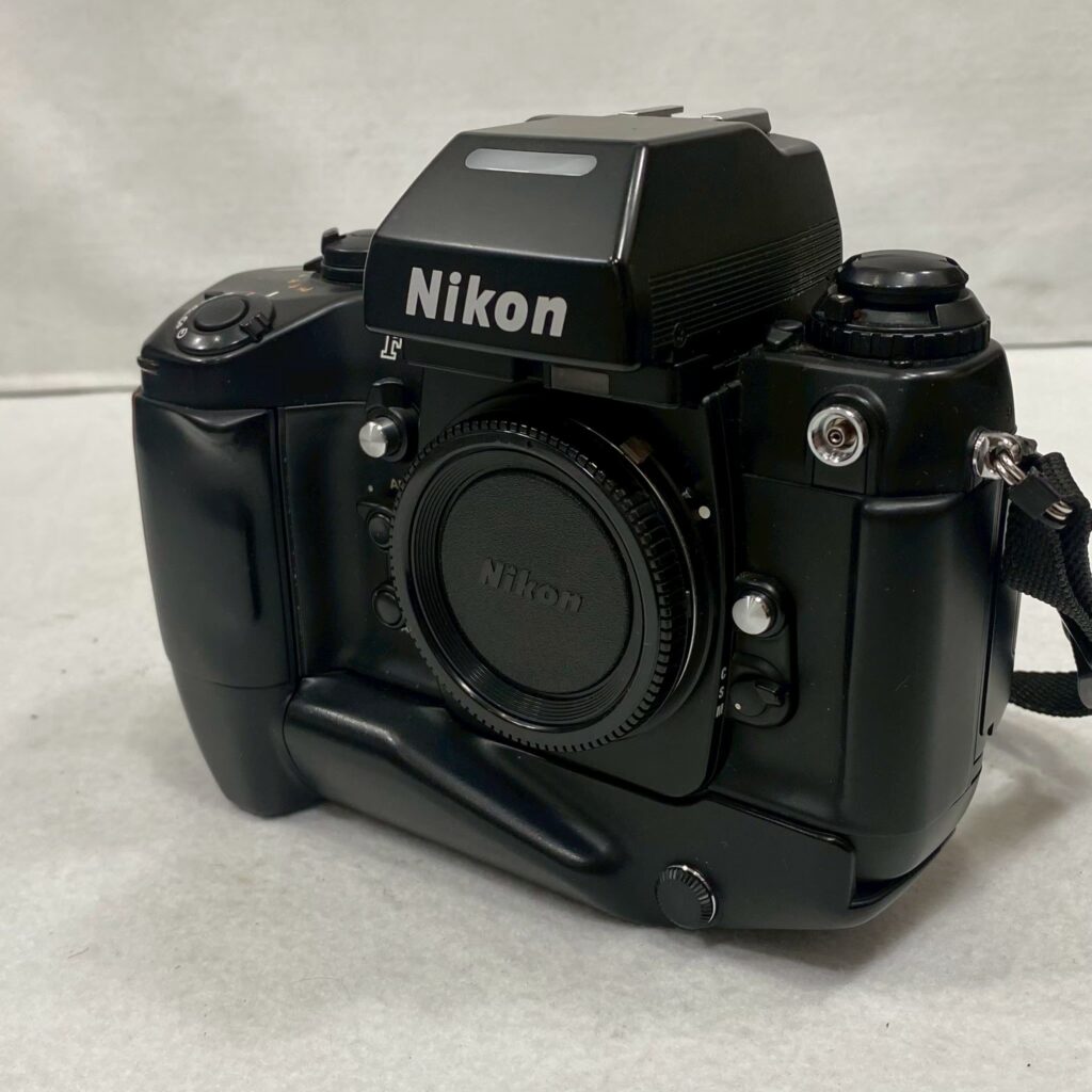 大阪市で出張買取したNikon F4 フィルム一眼レフカメラ