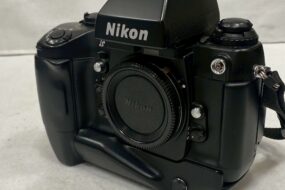 大阪市で出張買取したNikon F4 フィルム一眼レフカメラ