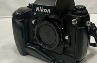 大阪市で出張買取したNikon F4 フィルム一眼レフカメラ