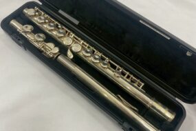 大阪市で出張買取したYAMAHA フルート YFL-221の写真