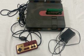 SHARP TWIN FAMICOM AN-500B本体を守口市で出張買取｜レトロゲーム機の高価査定実績
