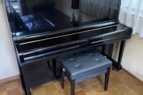 京都市で出張買取したYAMAHA U10Aアップライトピアノ。明るい音色と高い演奏性が魅力の人気モデル。