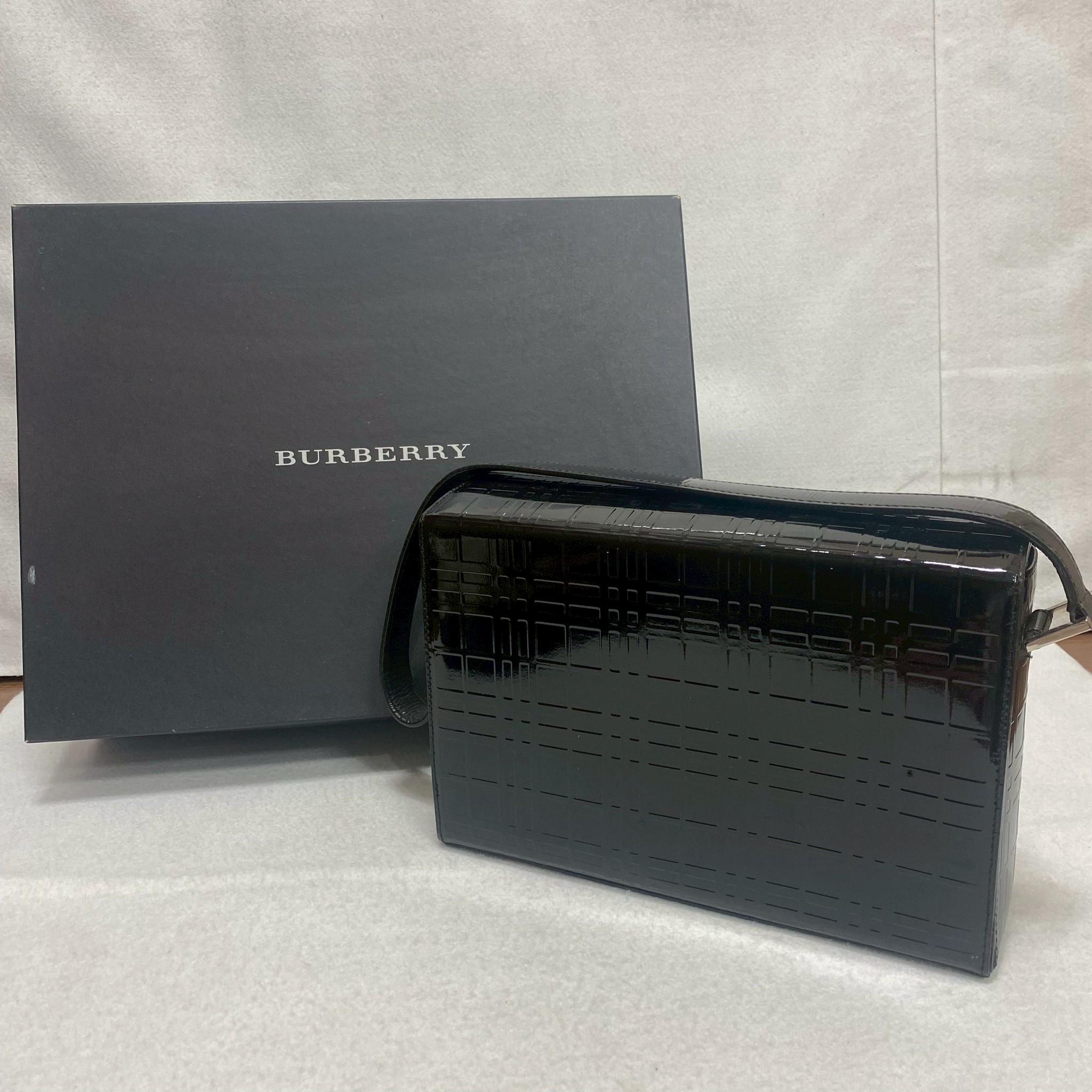 【買取実績|城陽市】BURBERRY エナメルショルダーバッグを出張買取いたしました!