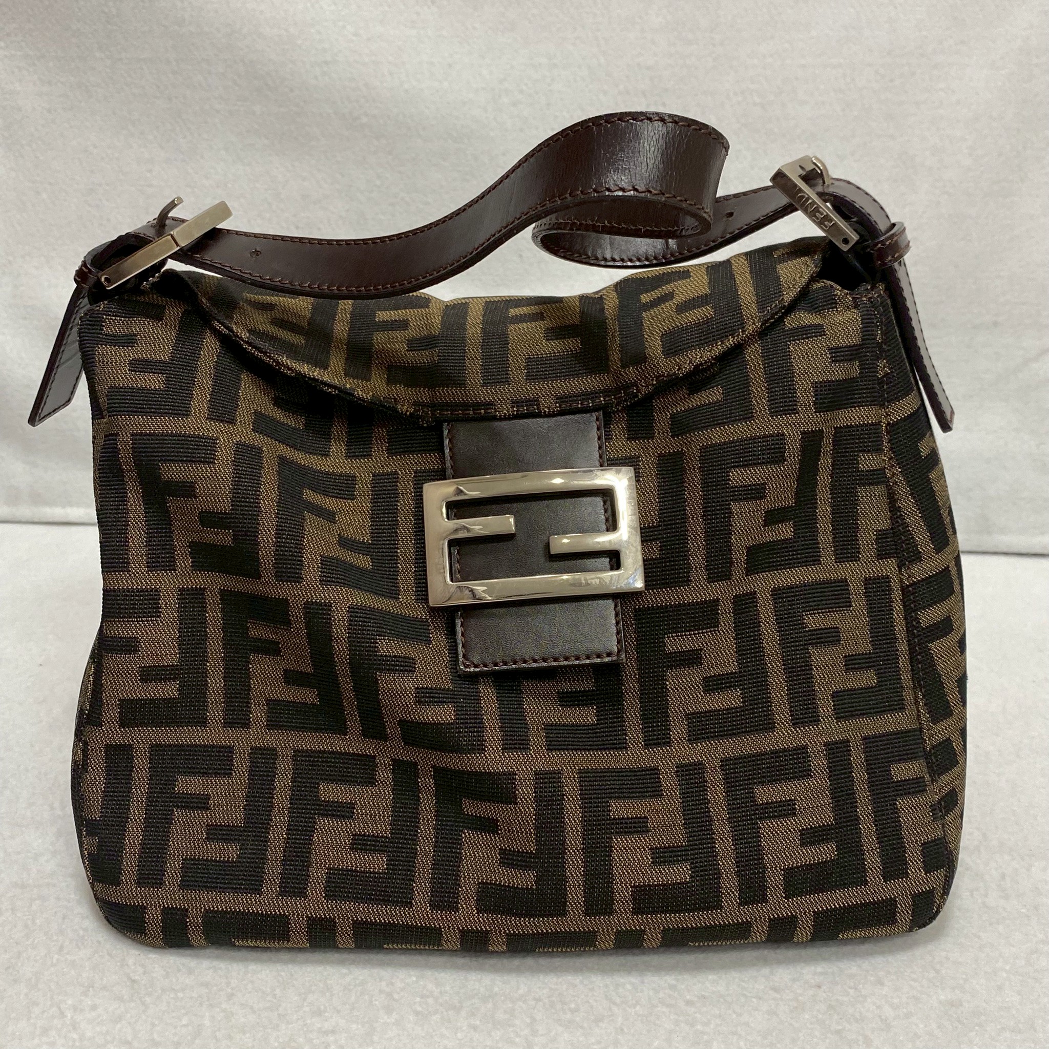 【買取実績|大阪市】FENDI ズッカ柄 ワンショルダーバッグを出張買取いたしました!