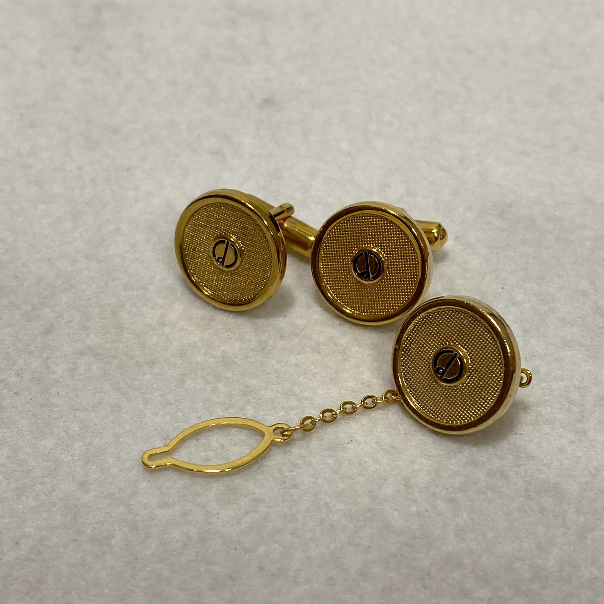 【買取実績｜大阪市】dunhill カフス＆ネクタイピン セットを出張買取いたしました！