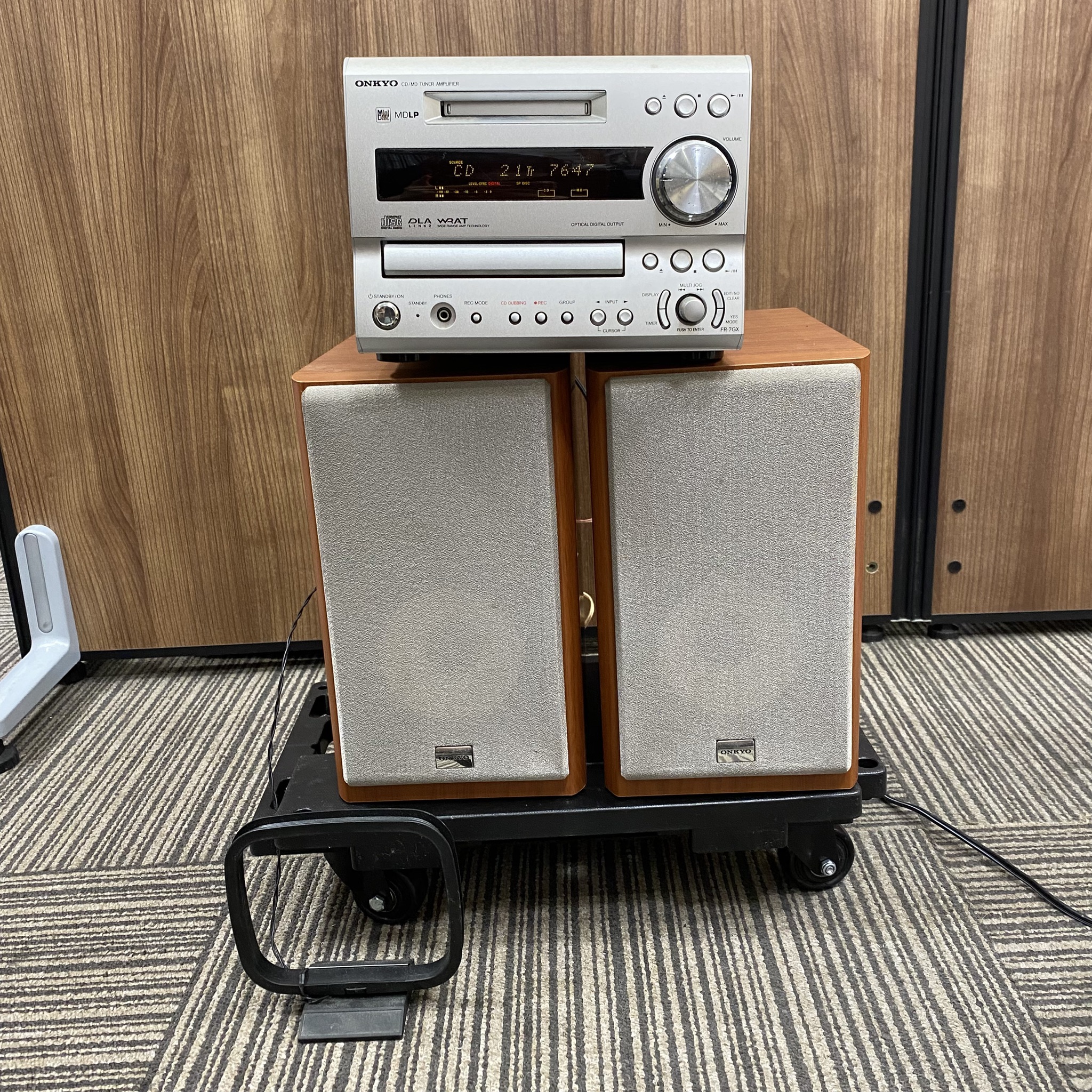 【買取実績|茨木市】ONKYO CD/MDチューナーアンプ「FR-7GX」とスピーカー「D-S7GX」セットを出張買取いたしました!