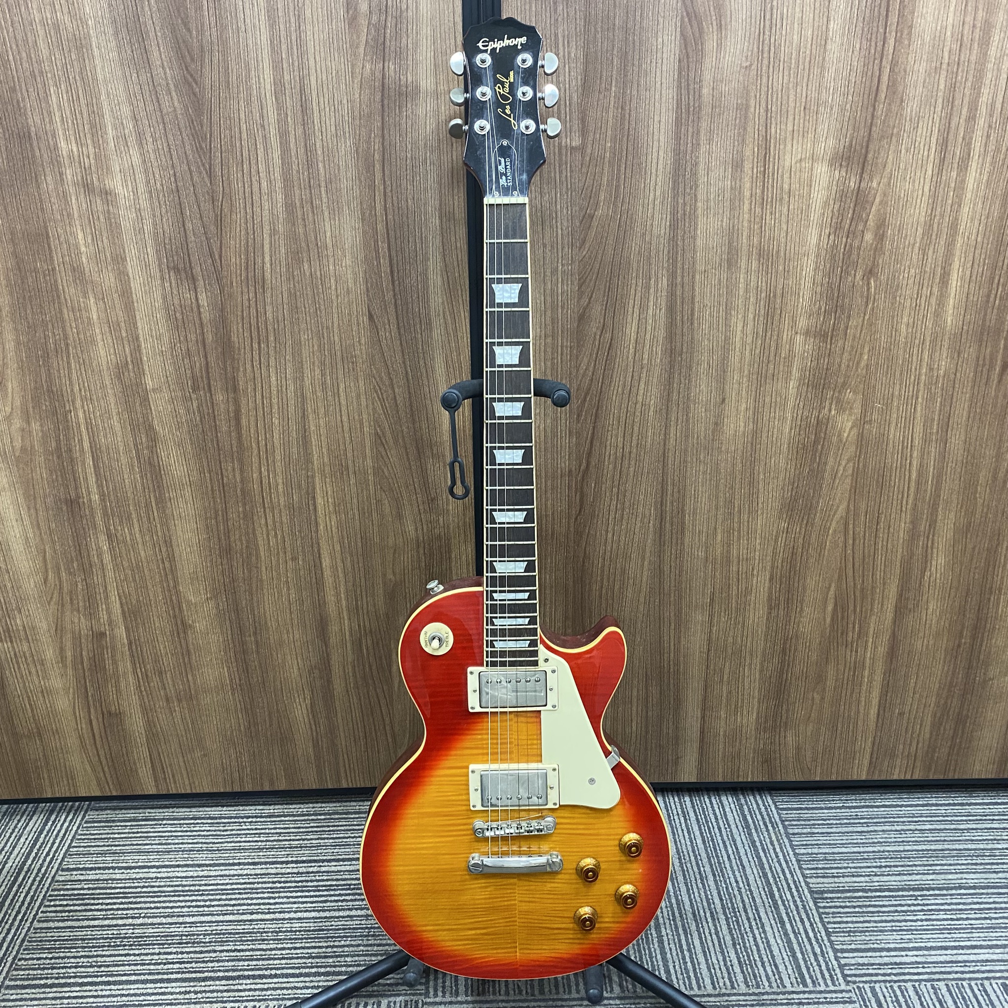 【買取実績|東大阪市】Epiphone(エピフォン)Les Paul エレキギターを出張買取しました!