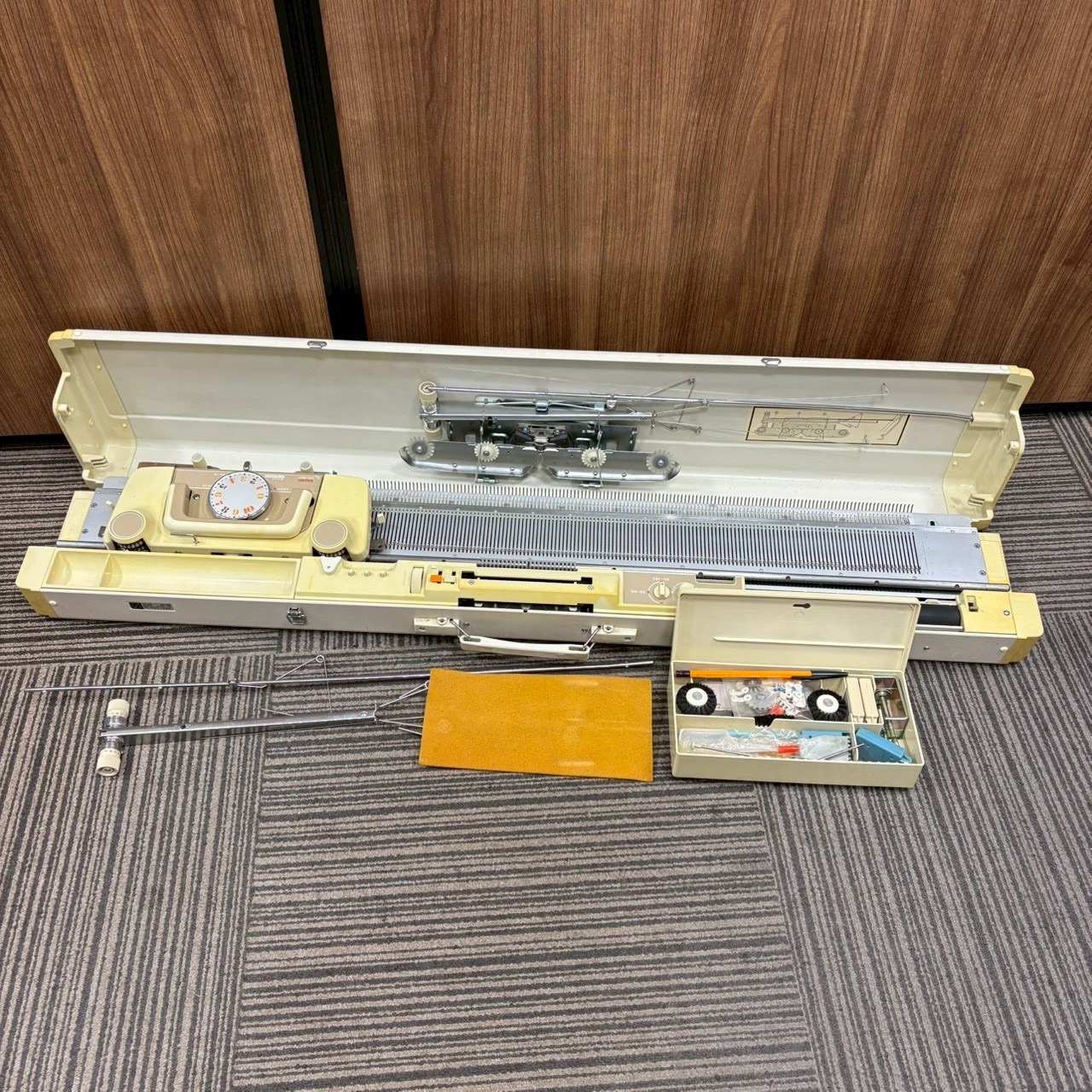 【買取実績｜河内長野市】SILVER（シルバー）家庭用編み機 SK-327 を出張買取しました!