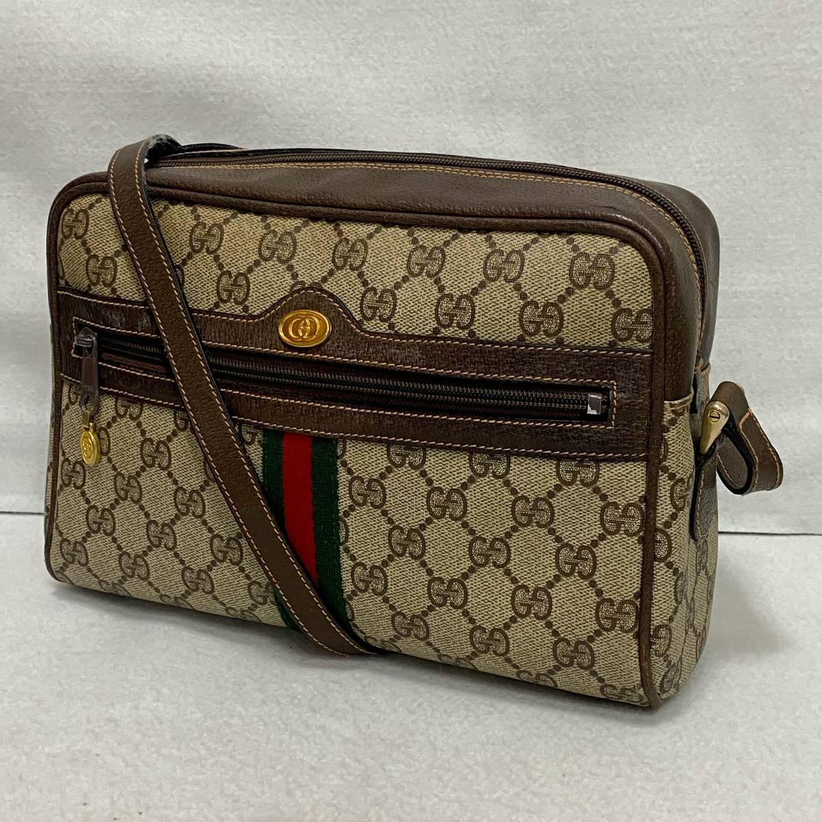 【買取実績|大阪市】GUCCI のGG柄ショルダーバッグを出張買取しました!
