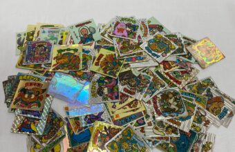 【買取実績｜泉南郡】ビックリマンシール 121枚セット出張買取しました!